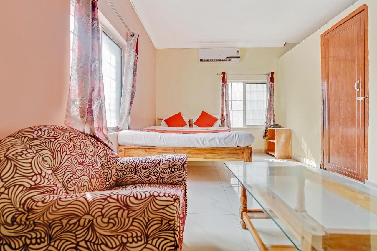 Oyo Flagship 9009 Tc Guest House Bhubaneswar Bagian luar foto