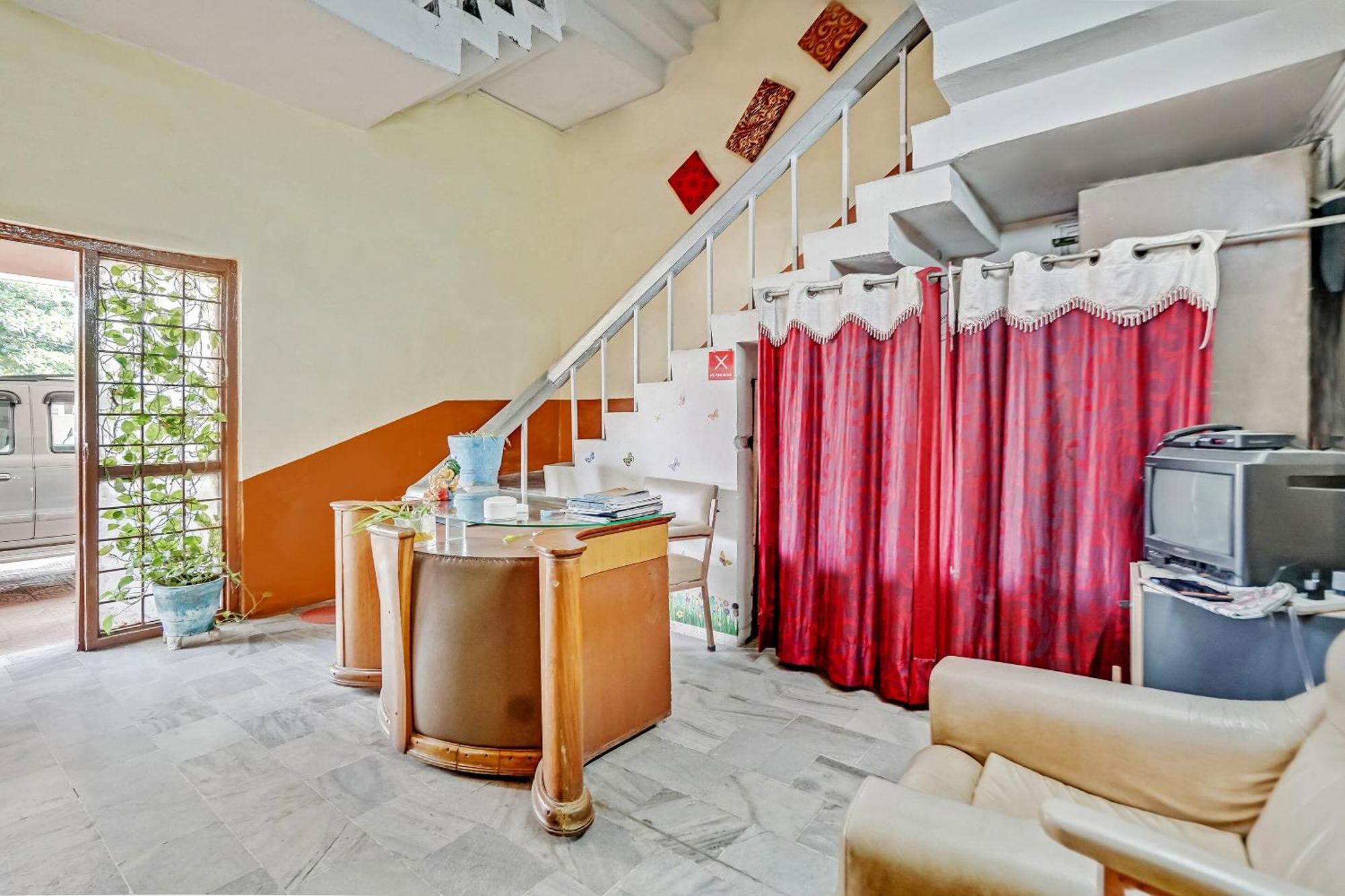 Oyo Flagship 9009 Tc Guest House Bhubaneswar Bagian luar foto