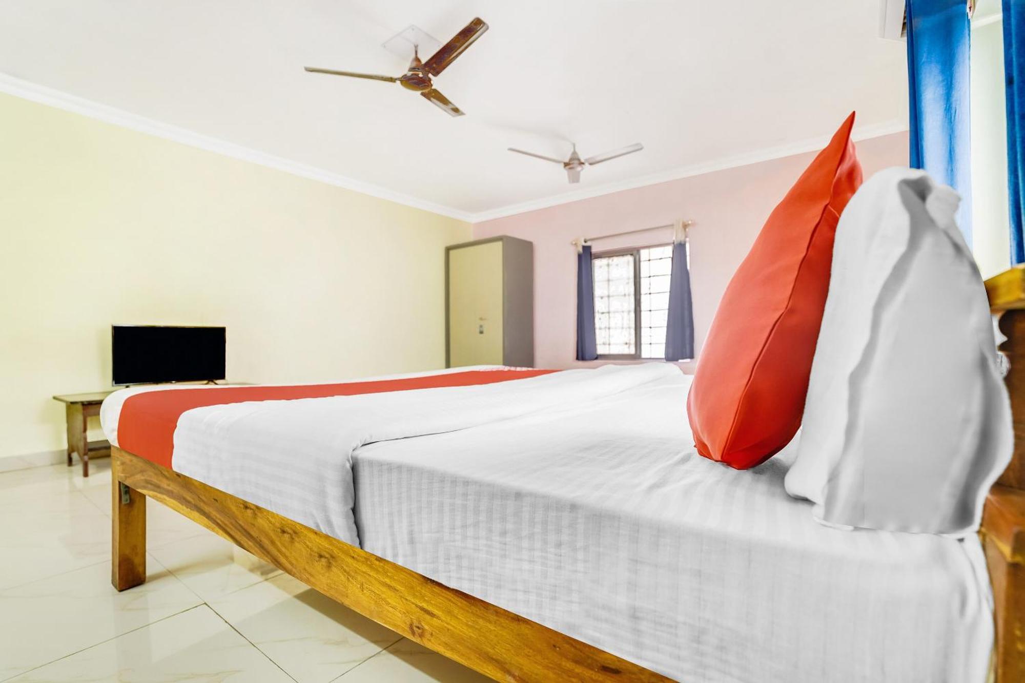 Oyo Flagship 9009 Tc Guest House Bhubaneswar Bagian luar foto