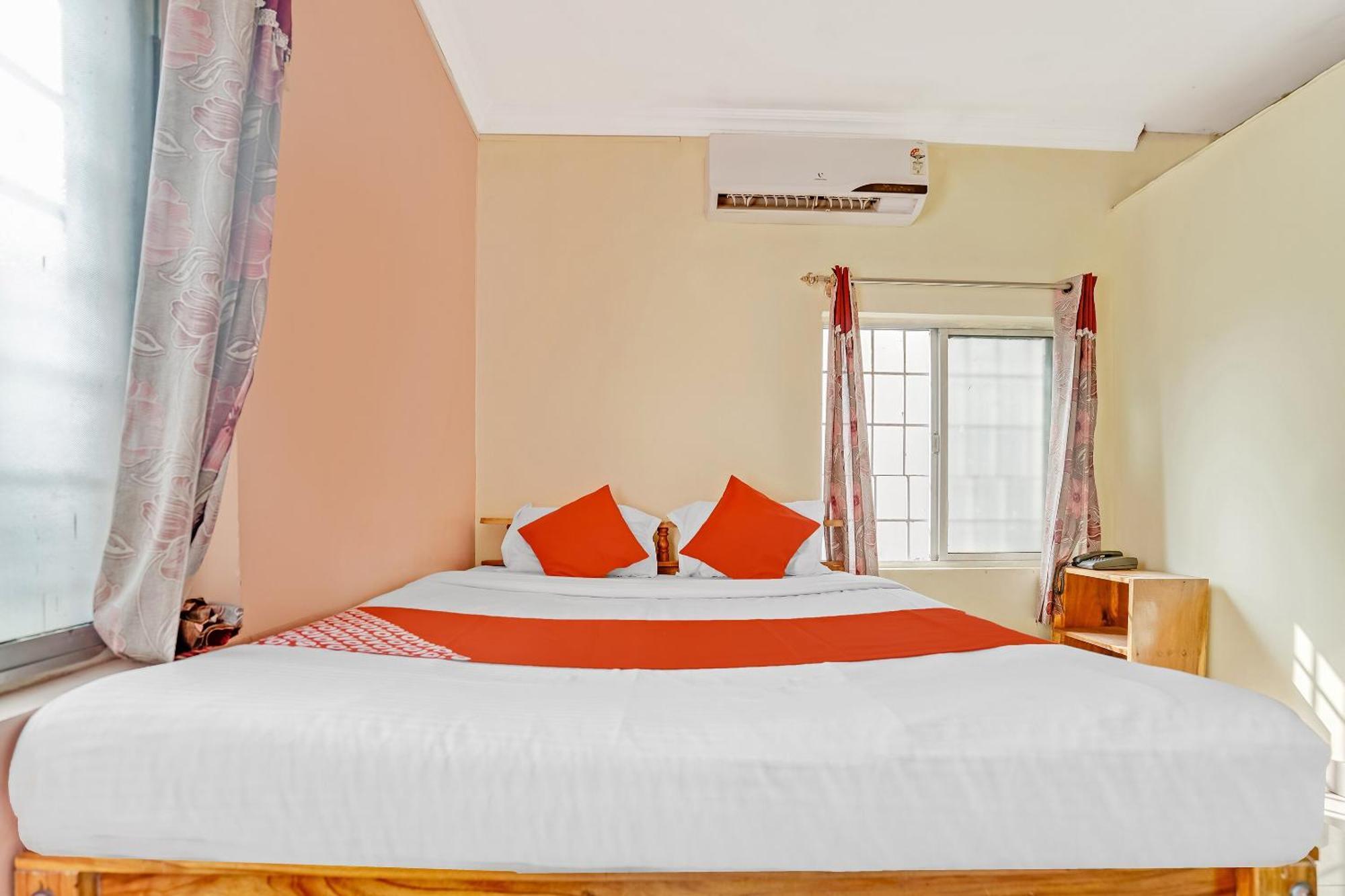 Oyo Flagship 9009 Tc Guest House Bhubaneswar Bagian luar foto