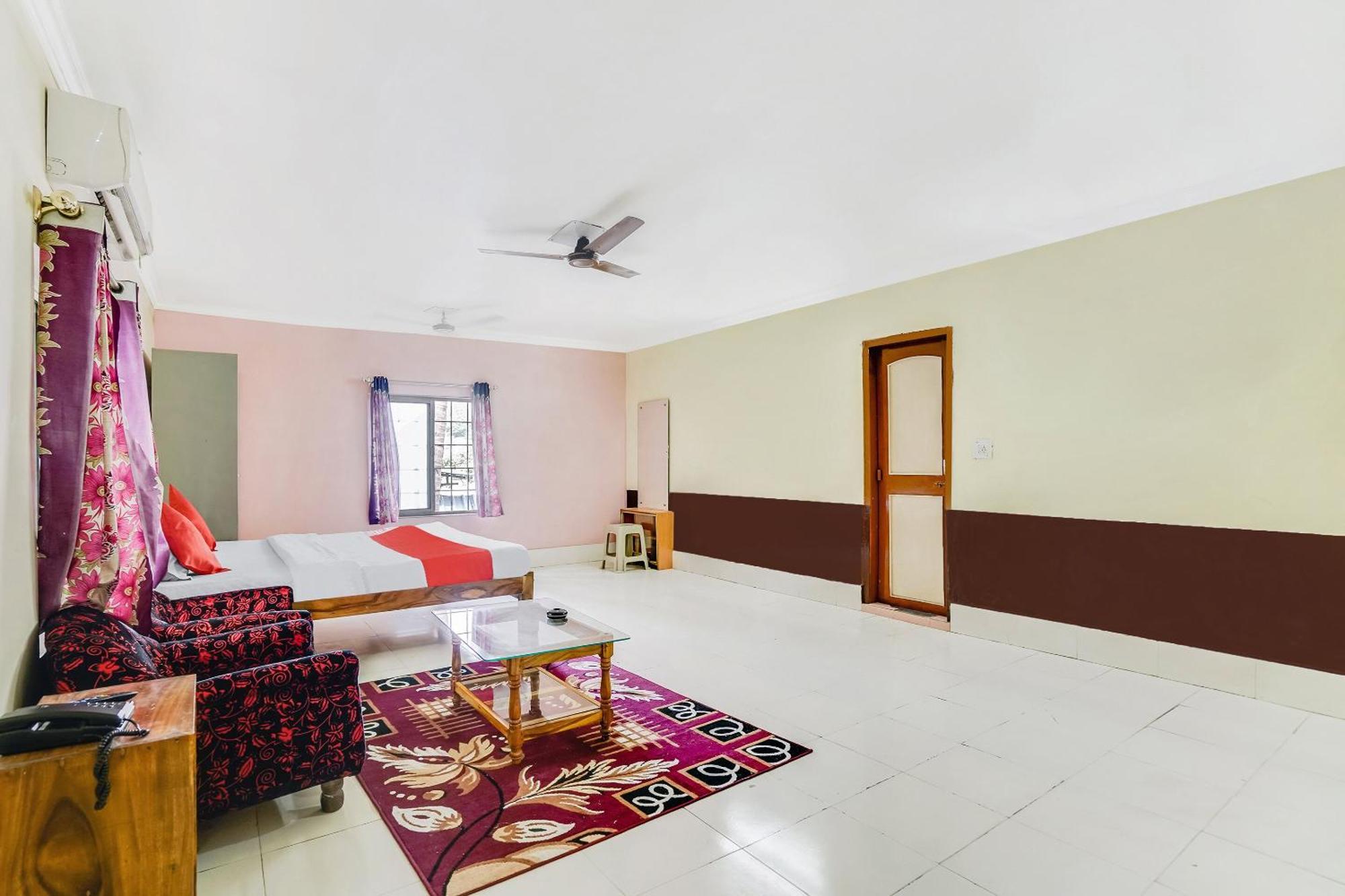 Oyo Flagship 9009 Tc Guest House Bhubaneswar Bagian luar foto