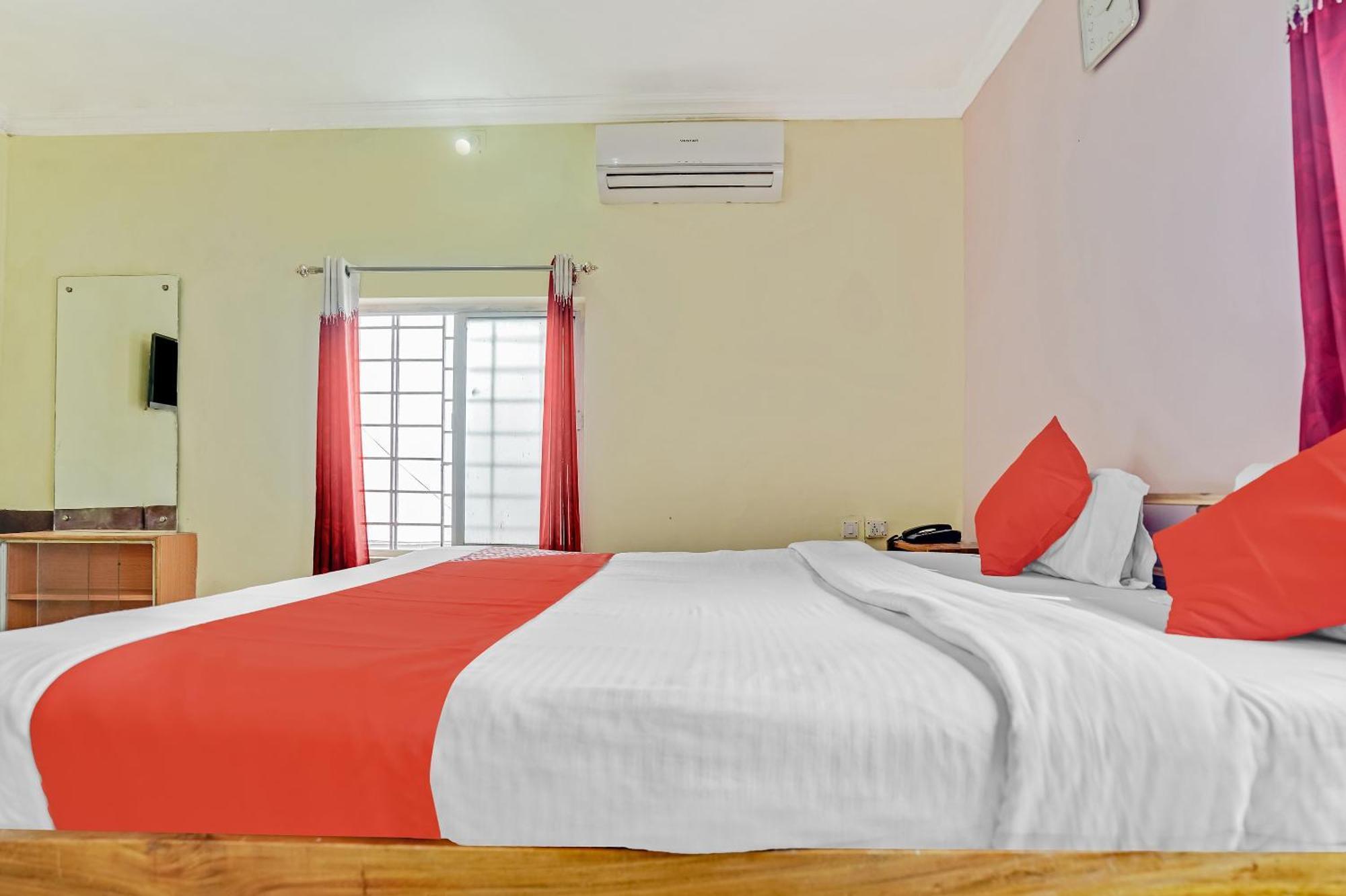 Oyo Flagship 9009 Tc Guest House Bhubaneswar Bagian luar foto